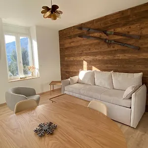 laugustine-saint-avre.hotels-rhonealpes.com/